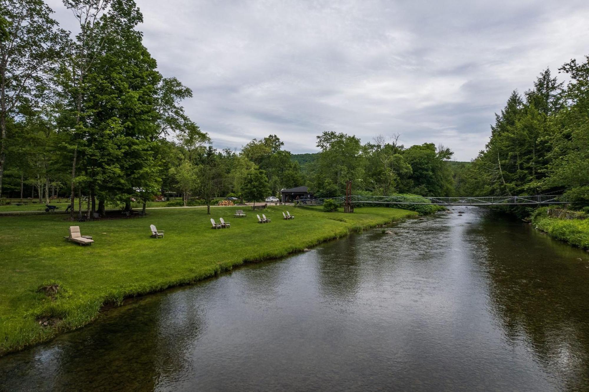 Antrim Streamside Hotel Livingston Manor Bagian luar foto