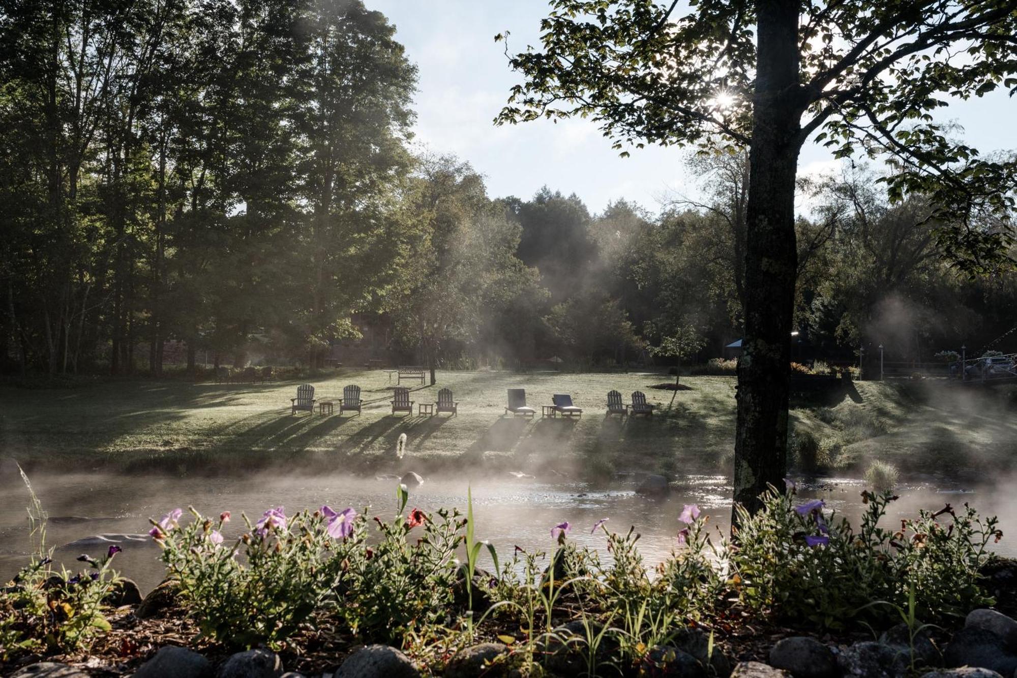 Antrim Streamside Hotel Livingston Manor Bagian luar foto